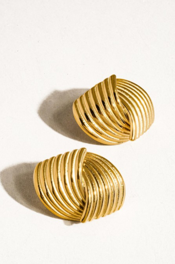 Wavy Studs